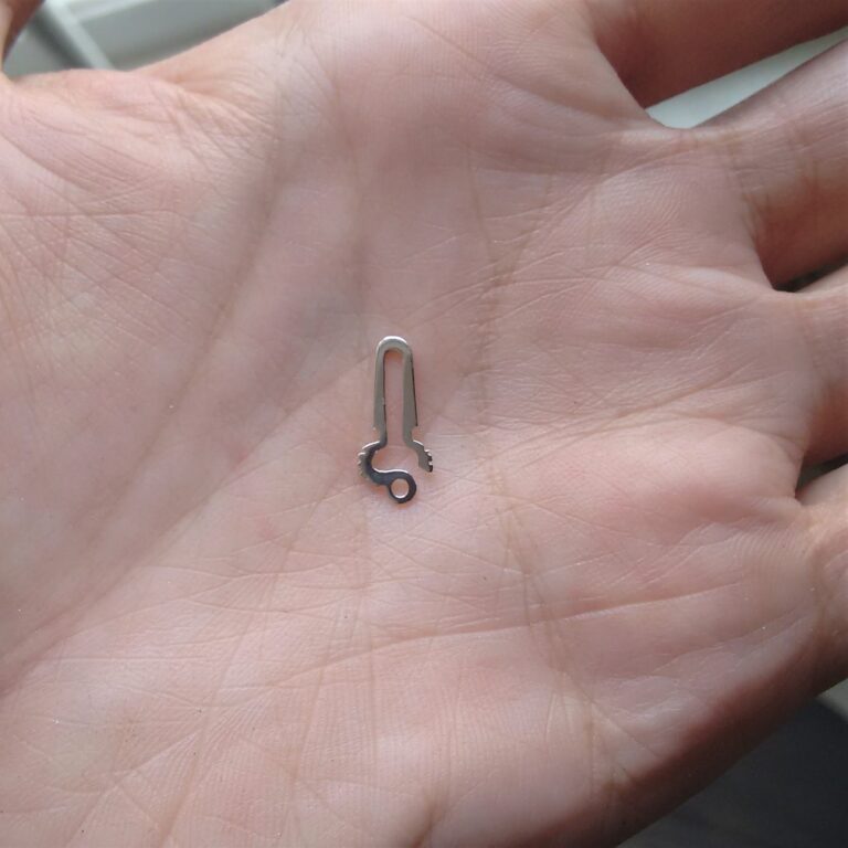 Handmade clasp insert for pearl necklace