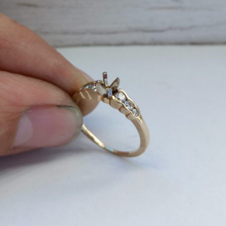 Ring to Retip - 9ct yellow and white gold